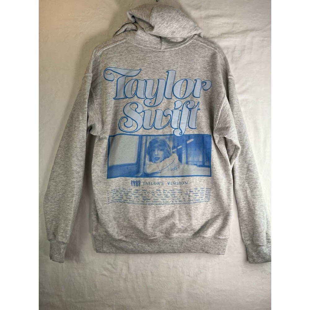 Taylor Swift From the Vault Photo 1989 Taylor's Version Gray Hoodie size Large